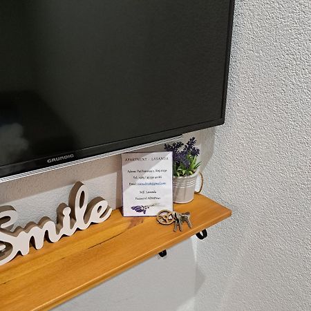 Apartment Lavanda - Suite Sinj Bagian luar foto
